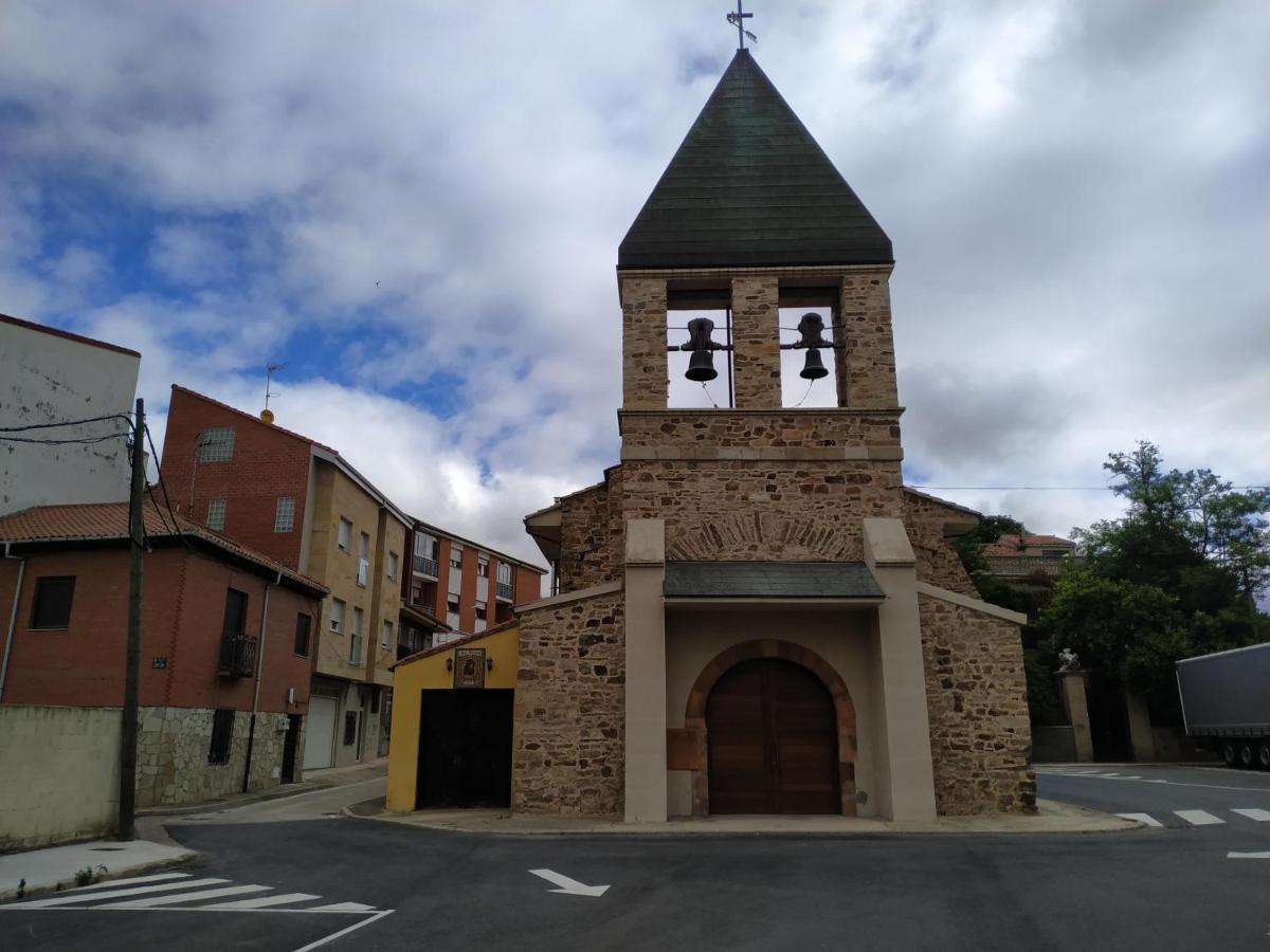 Edificio Valles Del Lupulo Astorga Kültér fotó